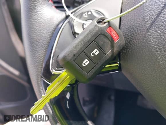 2023 Mitsubishi Outlander ES z VIN JA4ARUAU5PU016999, wystawiony jako IAAI lot #42525414 z przebiegiem 15 010 mil mil oraz . Historia ofert i sprzedaży dostępna na DreamBid. Obrazek 11.