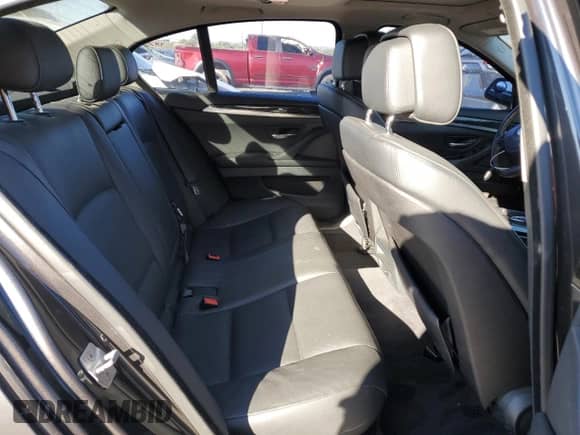 2013 BMW 5 Series 528i with VIN WBAXG5C50DD228803, listed as a Copart auction lot 87298075 with 145,217 mi miles and Clean title. Bid and sale history available at DreamBid. Image 10.