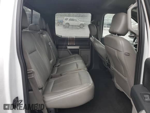 2018 Ford F-150 XL z VIN 1FTFW1C16JFE78201, wystawiony jako Copart lot #45150575 z przebiegiem Nie podano mil oraz Szkoda całkowita • Salvage title. Historia ofert i sprzedaży dostępna na DreamBid. Obrazek 11.