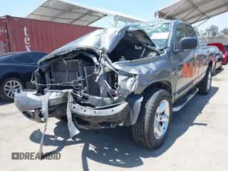 2007 Dodge 1500 SLT z VIN 1D7HA18257S263729, wystawiony jako IAAI lot #42653985 z przebiegiem 122 714 mil mil oraz . Historia ofert i sprzedaży dostępna na DreamBid. Obrazek 2.