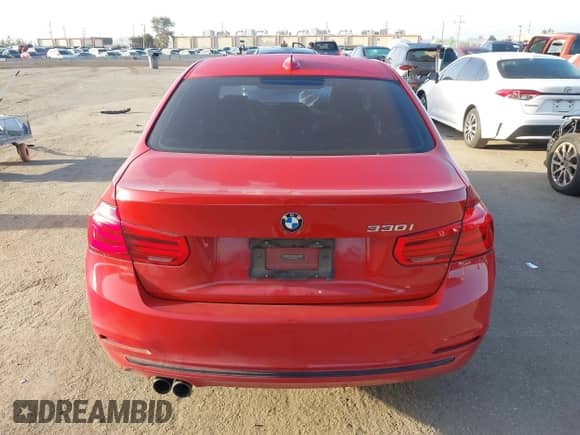 2018 BMW 3 Series 330i with VIN WBA8B9C58JEE83010, listed as a IAAI auction lot 41950220 with 94,871 mi miles and . Bid and sale history available at DreamBid. Image 16.