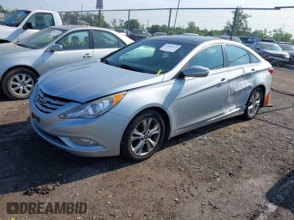 2012 Hyundai Sonata Limited с VIN 5NPEC4AC7CH455187, выставлен на аукционе IAAI как лот 42969614 с пробегом 187 402 миль миль и . История ставок и продаж доступна на DreamBid. Изображение 2.