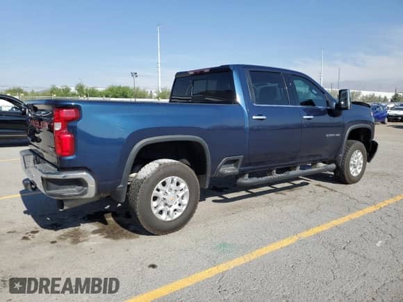 2022 Chevrolet Silverado 2500HD LTZ z VIN 1GC4YPEY1NF113610, wystawiony jako Copart lot #67979915 z przebiegiem 53 277 mil mil oraz Szkoda całkowita • Salvage title. Historia ofert i sprzedaży dostępna na DreamBid. Obrazek 3.