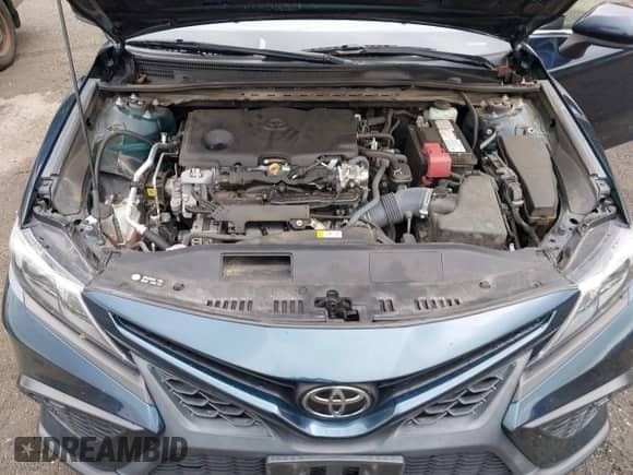 2021 Toyota Camry SE Nightshade z VIN 4T1G11AK1MU559391, wystawiony jako IAAI lot #43300222 z przebiegiem 68 327 mil mil oraz . Historia ofert i sprzedaży dostępna na DreamBid. Obrazek 10.