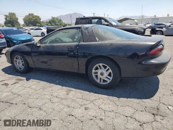 1996 Chevrolet Camaro с VIN 2G1FP22K2T2142118, выставлен на аукционе Copart как лот 67994635 с пробегом 145 402 миль миль и Чистый • Clean title. История ставок и продаж доступна на DreamBid. Изображение 2.