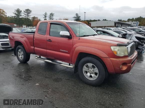2005 Toyota Tacoma с VIN 5TEUU42N15Z033313, выставлен на аукционе Copart как лот 86146965 с пробегом 255 199 миль миль и Чистый • Clean title. История ставок и продаж доступна на DreamBid. Изображение 4.