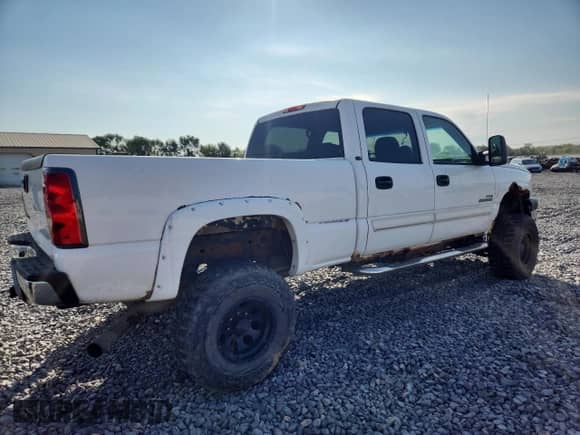2006 Chevrolet Silverado 2500HD LT3 с VIN 1GCHK23D26F180742, выставлен на аукционе Copart как лот 82216435 с пробегом 201 180 миль миль и Чистый • Clean title. История ставок и продаж доступна на DreamBid. Изображение 3.