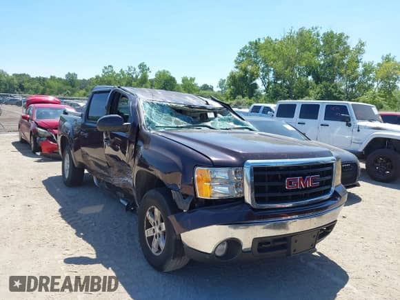 2008 GMC Sierra 1500 Work Truck with VIN 2GTEK133281268396, listed as a IAAI auction lot 42760275 with Not provided miles and . Bid and sale history available at DreamBid. Image 1.