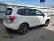 2017 Subaru Forester Touring z VIN JF2SJGWCXHH453105, wystawiony jako Copart lot #70501345 z przebiegiem 146 190 mil mil oraz Szkoda całkowita • Salvage title. Historia ofert i sprzedaży dostępna na DreamBid. Obrazek 3.