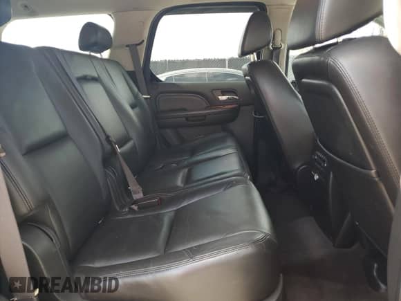 2009 Cadillac Escalade с VIN 1GYFK43509R139714, выставлен на аукционе Copart как лот 61292795 с пробегом 221 206 миль миль и Чистый • Clean title. История ставок и продаж доступна на DreamBid. Изображение 11.