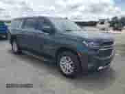 2022 Chevrolet Suburban LT z VIN 1GNSCCKD8NR317231, wystawiony jako Copart lot #59026355 z przebiegiem 73 037 mil mil oraz Szkoda całkowita • Salvage title. Historia ofert i sprzedaży dostępna na DreamBid. Obrazek 4.