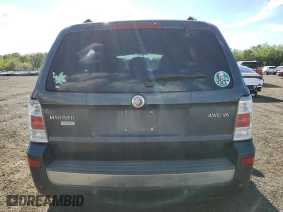 2008 Mercury Mariner Premier with VIN 4M2CU971X8KJ35114, listed as a Copart auction lot 70386905 with 148,184 mi miles and Salvage title. Bid and sale history available at DreamBid. Image 6.