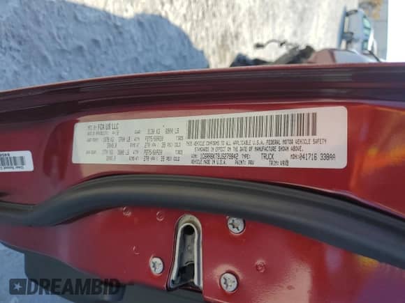 2018 Ram 1500 Tradesman z VIN 1C6RR6KT9JS279842, wystawiony jako Copart lot #44226185 z przebiegiem 129 391 mil mil oraz Nie do naprawy • Non repairable. Historia ofert i sprzedaży dostępna na DreamBid. Obrazek 13.