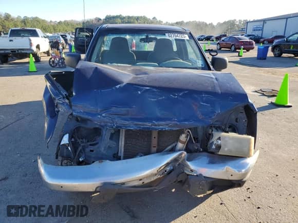 2004 Chevrolet Colorado Z85 with VIN 1GCCS148448177445, listed as a Copart auction lot 41455165 with 297,010 mi miles and Salvage title. Bid and sale history available at DreamBid. Image 5.