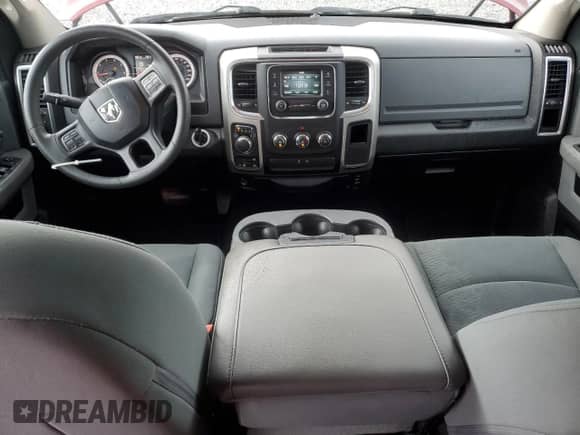 2020 Ram 1500 SLT z VIN 1C6RR7TTXLS112073, wystawiony jako Copart lot #69930245 z przebiegiem 102 571 mil mil oraz Szkoda całkowita • Salvage title. Historia ofert i sprzedaży dostępna na DreamBid. Obrazek 8.