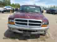 2000 Dodge Dakota Sport with VIN 1B7GG22N5YS713362, listed as a Copart auction lot 56135295 with 139,108 mi miles and Salvage title. Bid and sale history available at DreamBid. Image 5.