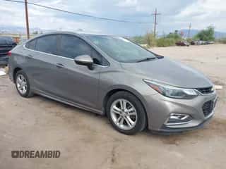 2017 Chevrolet Cruze LT с VIN 1G1BE5SMXH7215310, выставлен на аукционе IAAI как лот 43400905 с пробегом 129 073 миль миль и . История ставок и продаж доступна на DreamBid. Изображение 1.