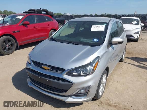 2022 Chevrolet Spark 1LT z VIN KL8CD6SA2NC011087, wystawiony jako IAAI lot #42817568 z przebiegiem 27 638 mil mil oraz . Historia ofert i sprzedaży dostępna na DreamBid. Obrazek 2.