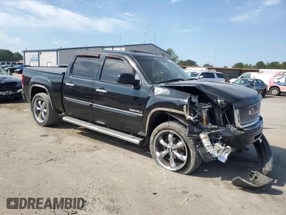 2013 GMC Sierra 1500 Denali with VIN 3GTP1XE22DG239856, listed as a Copart auction lot 53344685 with 145,133 mi miles and Salvage title. Bid and sale history available at DreamBid. Image 4.