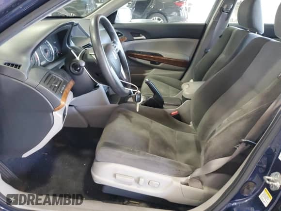 2011 Honda Accord EX z VIN 1HGCP3F76BA001960, wystawiony jako Copart lot #62722735 z przebiegiem 91 994 mil mil oraz Szkoda całkowita • Salvage title. Historia ofert i sprzedaży dostępna na DreamBid. Obrazek 7.