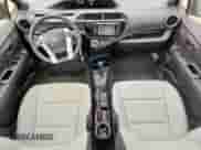 2017 Toyota Prius One z VIN JTDKDTB3XH1597640, wystawiony jako Copart lot #69934515 z przebiegiem 38 023 mil mil oraz Czysty tytuł • Clean title. Historia ofert i sprzedaży dostępna na DreamBid. Obrazek 8.