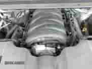 2017 Chevrolet Suburban LT z VIN 1GNSCHKC9HR230706, wystawiony jako IAAI lot #42187423 z przebiegiem 117 432 mil mil oraz . Historia ofert i sprzedaży dostępna na DreamBid. Obrazek 19.