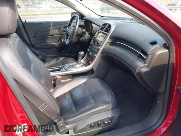 2013 Chevrolet Malibu LTZ с VIN 1G11H5SA5DF266982, выставлен на аукционе IAAI как лот 43116035 с пробегом 232 497 миль миль и . История ставок и продаж доступна на DreamBid. Изображение 5.