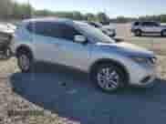 2015 Nissan Rogue SV with VIN KNMAT2MV8FP569451, listed as a Copart auction lot 84930405 with 88,666 mi miles and Salvage title. Bid and sale history available at DreamBid. Image 4.