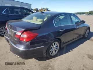 2013 Hyundai Genesis 3.8L z VIN KMHGC4DD6DU228895, wystawiony jako Copart lot #69304804 z przebiegiem 127 390 mil mil oraz Czysty tytuł • Clean title. Historia ofert i sprzedaży dostępna na DreamBid. Obrazek 3.