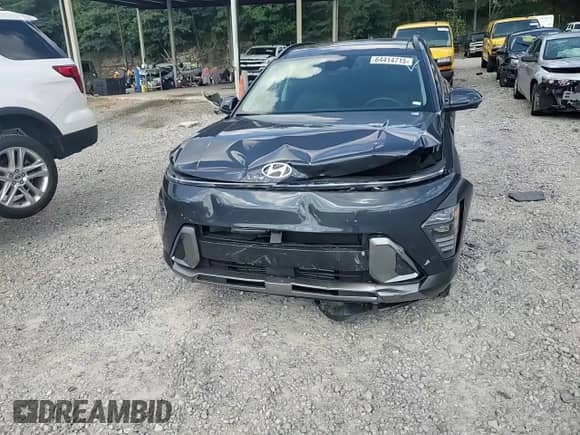 2025 Hyundai Kona Limited с VIN KM8HE3A39SU209131, выставлен на аукционе Copart как лот 64414715 с пробегом 3 161 миль миль и Списание • Salvage title. История ставок и продаж доступна на DreamBid. Изображение 13.