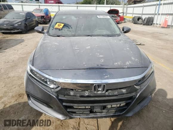 2018 Honda Accord EX-L с VIN 1HGCV1F51JA116943, выставлен на аукционе Copart как лот 85136425 с пробегом 77 953 миль миль и Списание • Salvage title. История ставок и продаж доступна на DreamBid. Изображение 5.