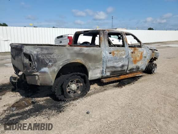 2010 Dodge 2500 SLT with VIN 3D7UT2CL4AG114855, listed as a Copart auction lot 59382825 with Not provided miles and Salvage title. Bid and sale history available at DreamBid. Image 3.
