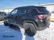 2018 Jeep Compass Trailhawk z VIN 3C4NJDDBXJT130698, wystawiony jako Copart lot #88697635 z przebiegiem 115 827 mil mil oraz Szkoda całkowita • Salvage title. Historia ofert i sprzedaży dostępna na DreamBid. Obrazek 2.