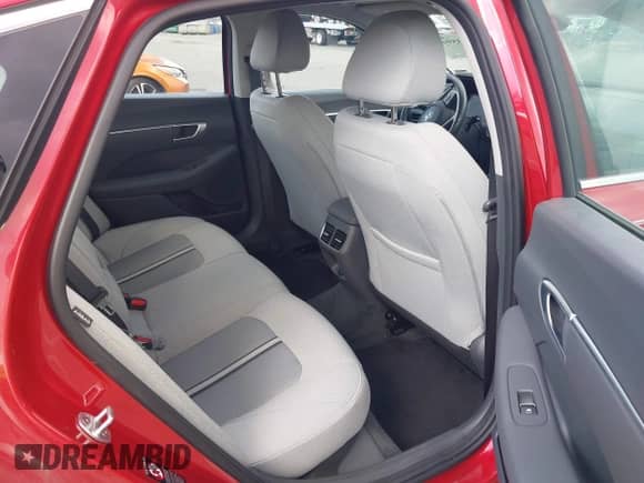 2020 Hyundai Sonata SEL with VIN 5NPEF4JA0LH062413, listed as a IAAI auction lot 42735995 with 42,067 mi miles and . Bid and sale history available at DreamBid. Image 8.