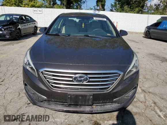 2016 Hyundai Sonata SE с VIN 5NPE24AF5GH291926, выставлен на аукционе Copart как лот 69466385 с пробегом 107 492 миль миль и Списание • Salvage title. История ставок и продаж доступна на DreamBid. Изображение 5.