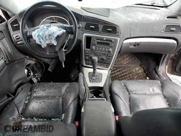 2009 Volvo S60 2.5T с VIN YV1RH592092725899, выставлен на аукционе Copart как лот 41494675 с пробегом Не указан миль и Списание • Salvage title. История ставок и продаж доступна на DreamBid. Изображение 8.