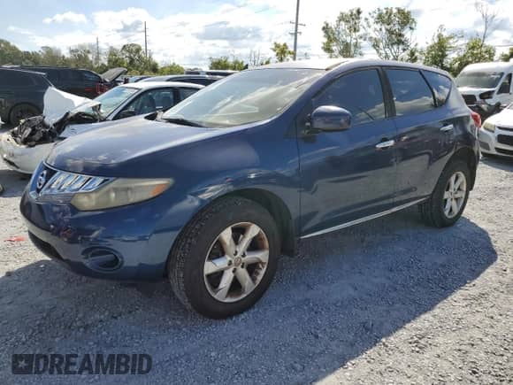 2009 Nissan Murano S z VIN JN8AZ18U39W015906, wystawiony jako Copart lot #86807185 z przebiegiem Nie podano mil oraz Czysty tytuł • Clean title. Historia ofert i sprzedaży dostępna na DreamBid. Obrazek 1.