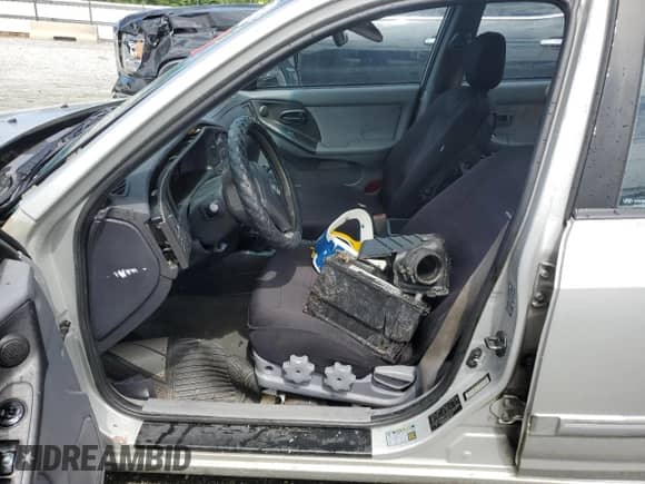 2006 Hyundai Elantra GLS с VIN KMHDN46D36U353804, выставлен на аукционе Copart как лот 68201965 с пробегом Не указан миль и Списание • Salvage title. История ставок и продаж доступна на DreamBid. Изображение 7.