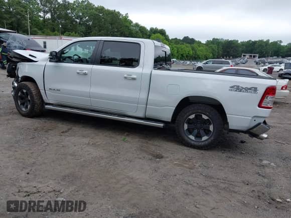 2022 Ram 1500 Big Horn with VIN 1C6SRFMT3NN351265, listed as a IAAI auction lot 42369730 with 31,702 mi miles and . Bid and sale history available at DreamBid. Image 15.