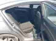 2019 Hyundai Elantra Value Edition z VIN 5NPD84LF3KH426062, wystawiony jako IAAI lot #42560415 z przebiegiem 121 028 mil mil oraz . Historia ofert i sprzedaży dostępna na DreamBid. Obrazek 8.