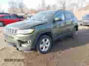 2019 Jeep Compass Latitude z VIN 3C4NJDBB9KT647656, wystawiony jako IAAI lot #41758729 z przebiegiem 83 932 mil mil oraz . Historia ofert i sprzedaży dostępna na DreamBid. Obrazek 22.