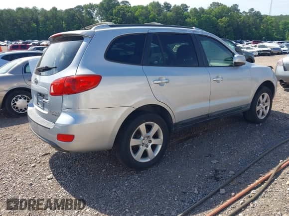 2009 Hyundai Santa Fe Limited с VIN 5NMSH73E39H329712, выставлен на аукционе IAAI как лот 42182232 с пробегом 178 371 миль миль и . История ставок и продаж доступна на DreamBid. Изображение 4.