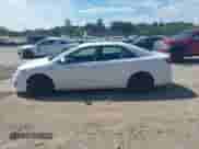 2014 Toyota Camry LE с VIN 4T1BD1FK8EU123925, выставлен на аукционе IAAI как лот 43106331 с пробегом 267 684 миль миль и . История ставок и продаж доступна на DreamBid. Изображение 14.