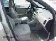 2005 Chevrolet Equinox LS z VIN 2CNDL13F656010556, wystawiony jako IAAI lot #42962999 z przebiegiem 190 520 mil mil oraz . Historia ofert i sprzedaży dostępna na DreamBid. Obrazek 5.