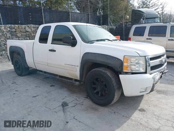 2007 Chevrolet Silverado 1500 1LT z VIN 2GCEK19J671724422, wystawiony jako IAAI lot #41277843 z przebiegiem 111 802 mil mil oraz . Historia ofert i sprzedaży dostępna na DreamBid. Obrazek 1.