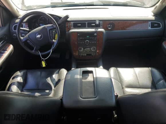 2008 Chevrolet Silverado 1500 LTZ with VIN 2GCEK13M981152864, listed as a Copart auction lot 80639885 with 136,829 mi miles and Salvage title. Bid and sale history available at DreamBid. Image 8.