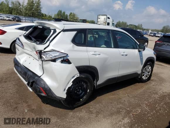 2024 Toyota Corolla Cross L с VIN 7MUAAABGXRV113987, выставлен на аукционе Copart как лот 68860935 с пробегом 8 876 миль миль и Списание • Salvage title. История ставок и продаж доступна на DreamBid. Изображение 3.