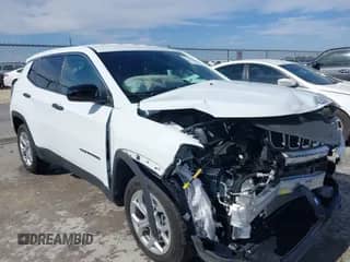 2025 Jeep Compass Sport z VIN 3C4NJDAN9ST516030, wystawiony jako IAAI lot #41471666 z przebiegiem 2 094 mil mil oraz . Historia ofert i sprzedaży dostępna na DreamBid. Obrazek 1.