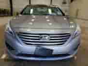 2017 Hyundai Sonata SE с VIN 5NPE24AF9HH551200, выставлен на аукционе Copart как лот 70761154 с пробегом 129 368 миль миль и Чистый • Clean title. История ставок и продаж доступна на DreamBid. Изображение 5.