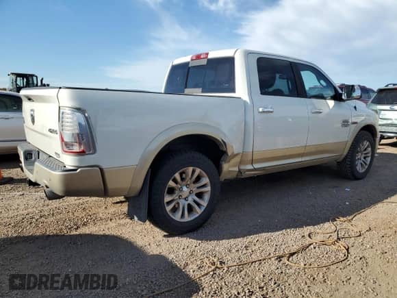 2016 Ram 1500 Longhorn z VIN 1C6RR7PM0GS345131, wystawiony jako Copart lot #81086465 z przebiegiem 122 493 mil mil oraz Czysty tytuł • Clean title. Historia ofert i sprzedaży dostępna na DreamBid. Obrazek 3.